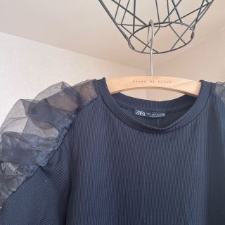 ザラ(ZARA)のZARA 黒　半袖　レース(Tシャツ(半袖/袖なし))