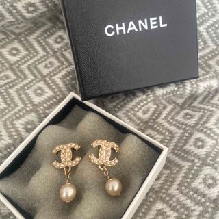 シャネル(CHANEL)のCHANEL パールピアス(ピアス)