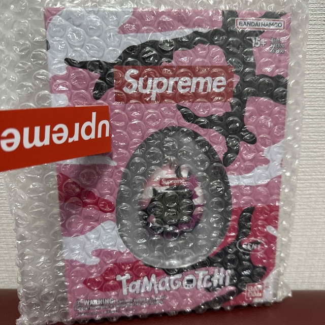 Supreme - Supreme Tamagotchi シュプリーム たまごっち ピンクの通販 ...