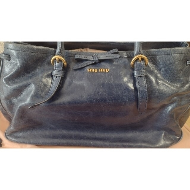 miumiu　Vitello Shineトートバッグ　2wayバッグ