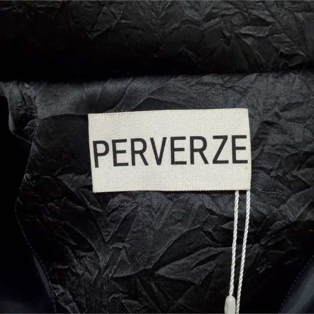 perverze wrap down coat black