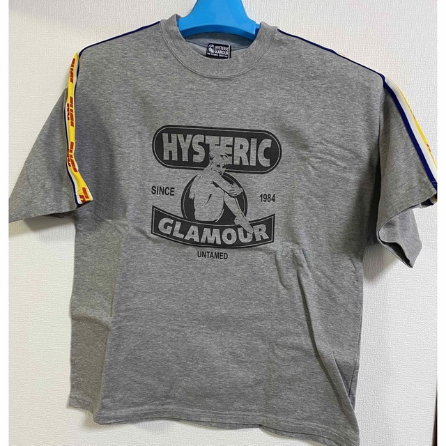 HYSTERIC GLAMOUR(ヒステリックグラマー)の正規店購入 新品 HYSTERIC GLAMOUR グレー レディースのトップス(Tシャツ(半袖/袖なし))の商品写真