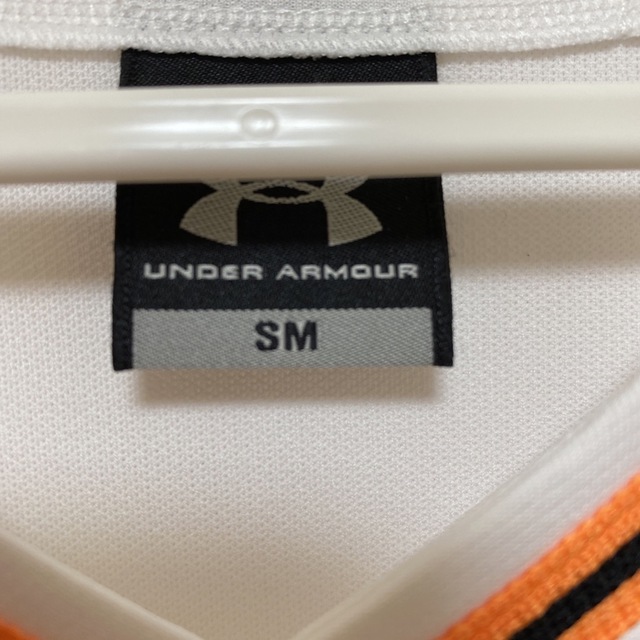 UNDER ARMOUR(アンダーアーマー)のじゅん様専用　GIANTSユニフォーム　under armor 140 スポーツ/アウトドアの野球(応援グッズ)の商品写真