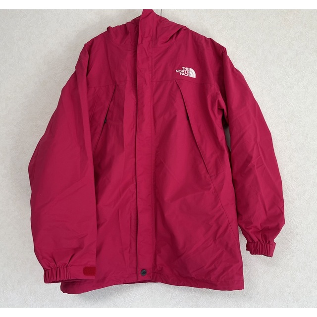 THE NORTH FACE(ザノースフェイス)の the North Face ピンクウインドブレーカー 150 キッズ/ベビー/マタニティのキッズ服女の子用(90cm~)(ジャケット/上着)の商品写真