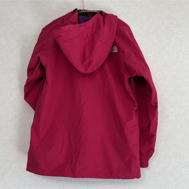 THE NORTH FACE(ザノースフェイス)の the North Face ピンクウインドブレーカー 150 キッズ/ベビー/マタニティのキッズ服女の子用(90cm~)(ジャケット/上着)の商品写真