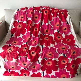 marimekko - マリメッコ カーテン 腰高窓用2枚セット ウニッコ 赤の