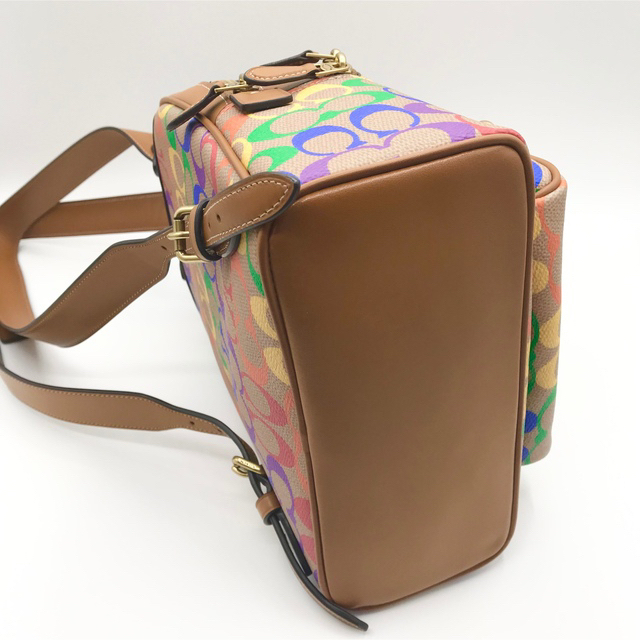 COACH - COACH ☆大人気☆ キャリーバックパック23 レインボー