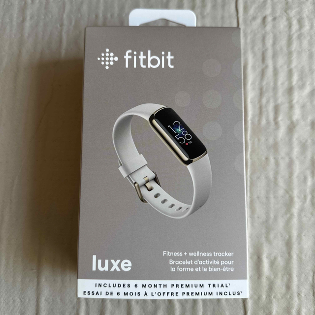 お気に入 Fitbit Luxe トラッカー ルナホワイト ソフトゴールド 5日間