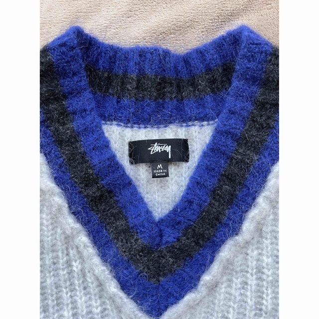 STUSSY - stussy Mohair Tennis モヘアテニスニットvネック Mの STUSSY - stussy Mohair Tennis モヘアテニスニットvネック Mの