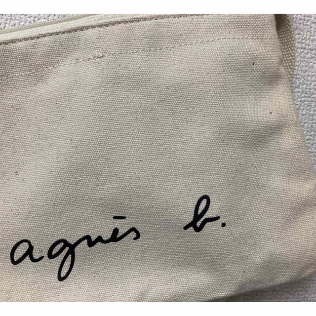 agnes b.(アニエスベー)のアニエスベー サコッシュ アイボリー レディースのバッグ(ショルダーバッグ)の商品写真