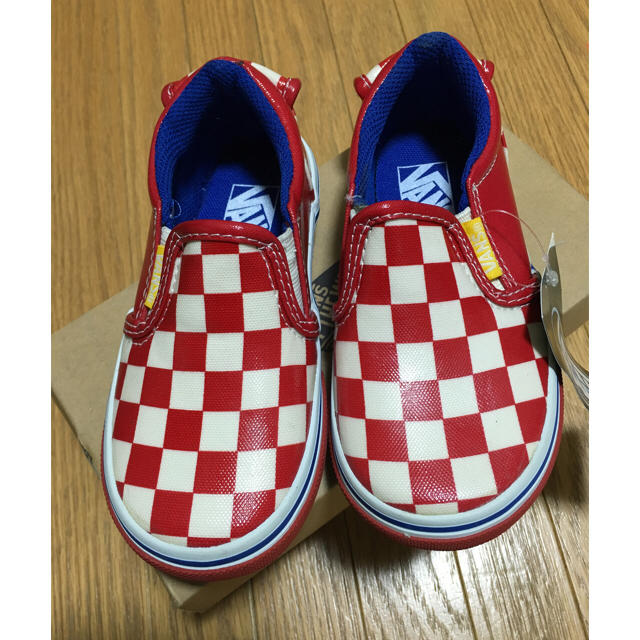 VANS(ヴァンズ)のVANSバンズ 新品タグつきkidsシューズ キッズ/ベビー/マタニティのキッズ靴/シューズ(15cm~)(その他)の商品写真