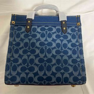 コーチ(COACH)のコーチ COACH トートバッグ フィールド トート 22 シグネチャー デニム(ハンドバッグ)