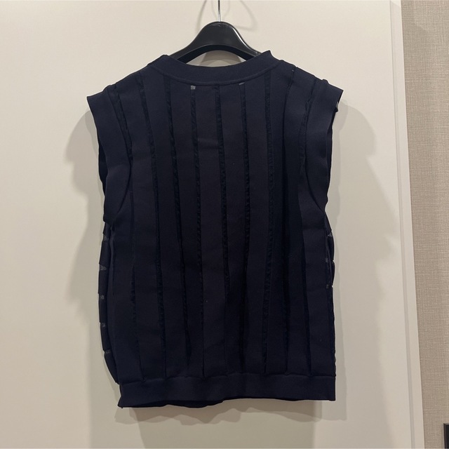 Emporio Armani(エンポリオアルマーニ)のEMPORIO ARMANI シースルー　ノースリーブ レディースのトップス(Tシャツ(半袖/袖なし))の商品写真