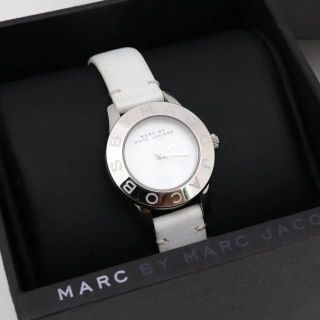 マークバイマークジェイコブス(MARC BY MARC JACOBS)の《人気》MARC BY MARC JACOBS 腕時計 ホワイト ラウンド(腕時計)