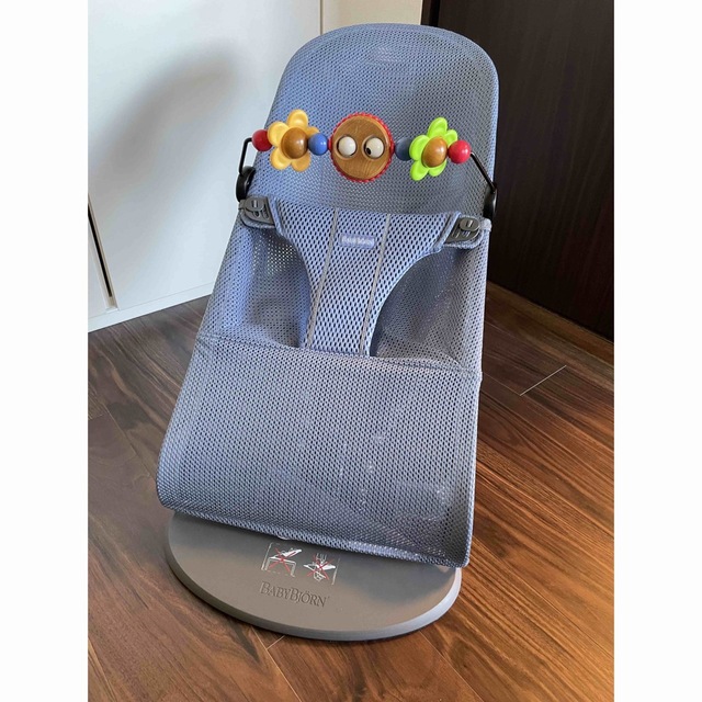 BABYBJORN(ベビービョルン)の美品　ベビービョルン　バウンサー　ブリス　スレートブルー　メッシュ キッズ/ベビー/マタニティのキッズ/ベビー/マタニティ その他(その他)の商品写真