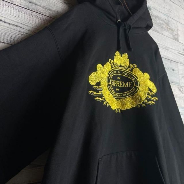 Supreme - 【美品 希少デザイン】シュプリームセンタービッグロゴ入り