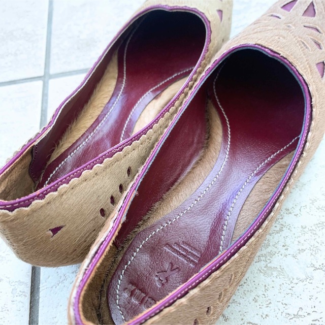 SCANX スキャンクス パンプス ポインテッドトゥ レディースパンプス　赤紫 レディースの靴/シューズ(ハイヒール/パンプス)の商品写真