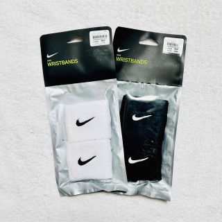 ナイキ(NIKE)のNIKE リストバンド 2色セット(トレーニング用品)