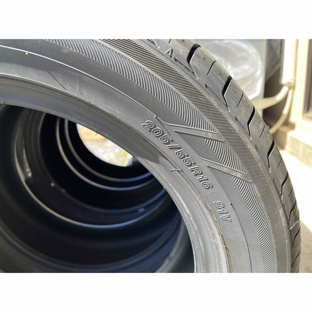 ヨコハマタイヤ205/55r16 Yokohama A580 製造2022年 自動車/バイクの自動車(タイヤ・ホイールセット)の商品写真