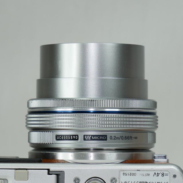 OLYMPUS(オリンパス)のOLYMPUS 電動パンケーキレンズ M.ZUIKO 14-42mm  スマホ/家電/カメラのカメラ(レンズ(ズーム))の商品写真