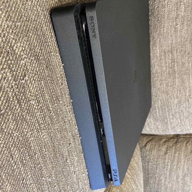 PS4本体CUH-2000A Jet Black 500GB(箱付き)