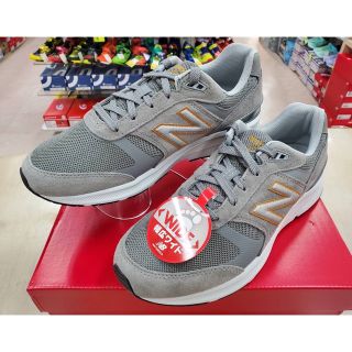 純正買付 新品 new balance スニーカー MV880NV5 4E - 靴