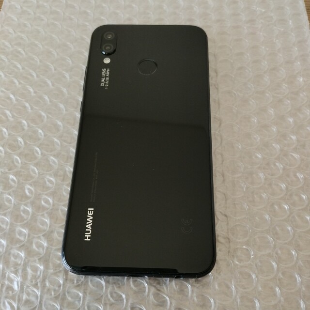 HUAWEI(ファーウェイ)の【美品】HUAWEI P20 lite ガラスフィルム付き スマホ/家電/カメラのスマートフォン/携帯電話(スマートフォン本体)の商品写真