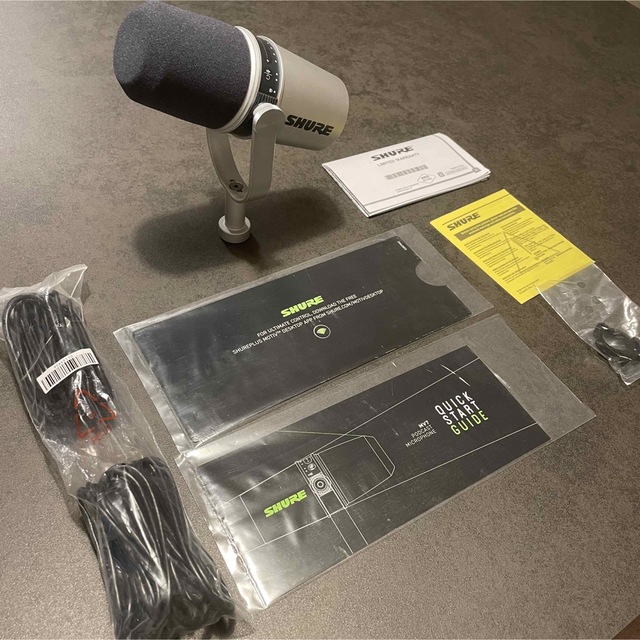 SHURE MV7 MOTIVシリーズ MV7-K-J ブラック 高級感 etalons.com.mx