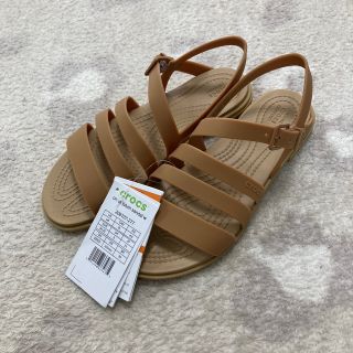 クロックス(crocs)のクロックス  サンダル　w5     21センチ(サンダル)