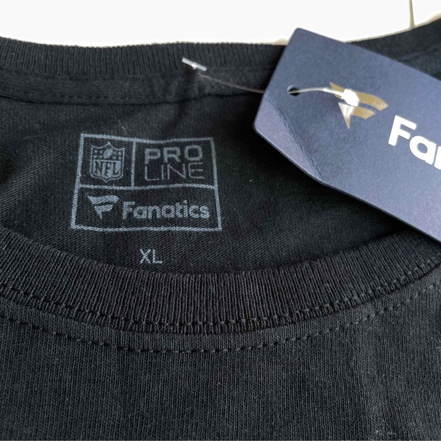 EAGLES NFL Fanatics イーグルス　カレッジロゴ　古着 メンズのトップス(Tシャツ/カットソー(七分/長袖))の商品写真