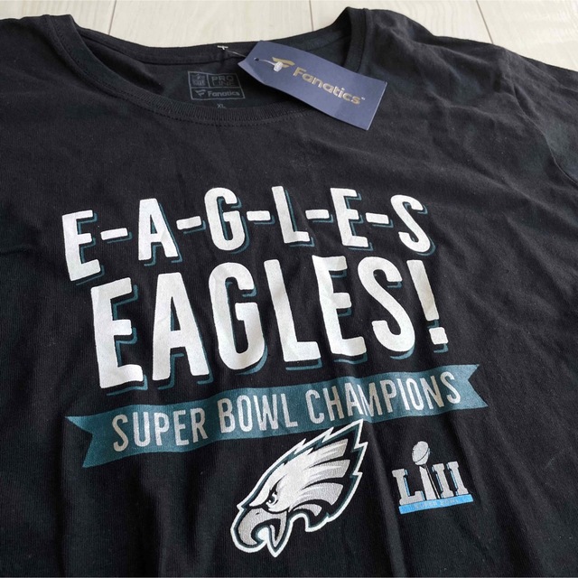 EAGLES NFL Fanatics イーグルス　カレッジロゴ　古着 メンズのトップス(Tシャツ/カットソー(七分/長袖))の商品写真