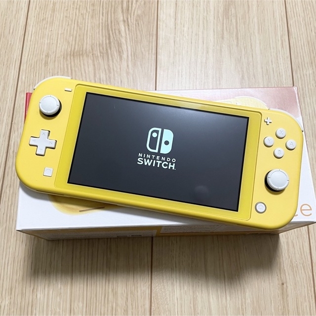 Nintendo Switch Lite イエロー