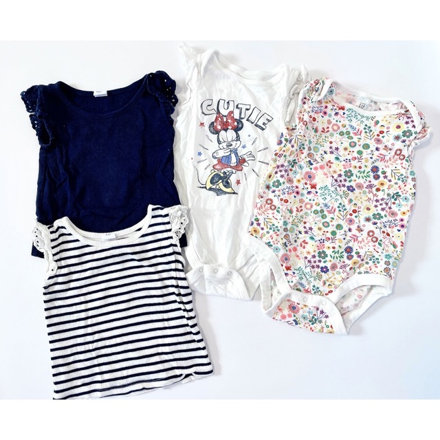 GAP(ギャップ)のGAP Tシャツとロンパース ４点セット　60cm 70cm キッズ/ベビー/マタニティのベビー服(~85cm)(ロンパース)の商品写真