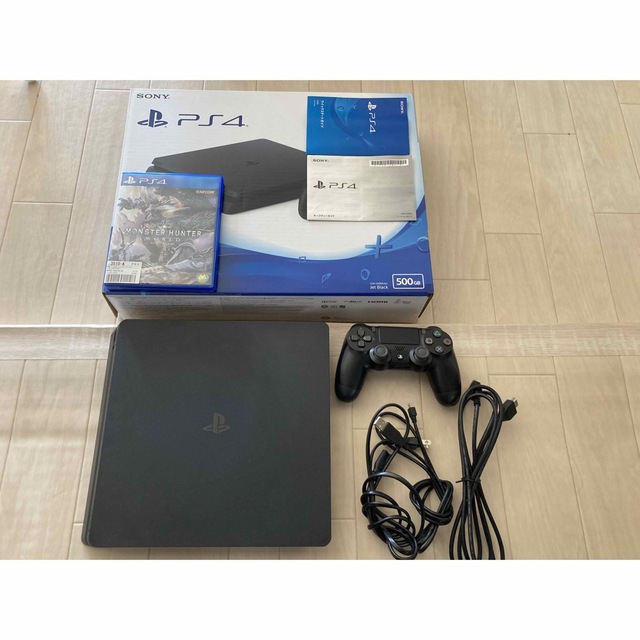 SONY PlayStation4 本体 CUH-2200AB01