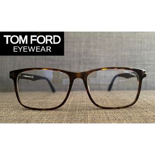 トムフォード(TOM FORD)のTOM FORD トムフォード　TF5752-F-B  052新品未使用(サングラス/メガネ)