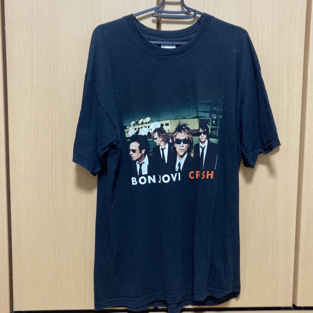 ボン・ジョヴィ クラッシュ・ツアーTシャツ エンタメ/ホビーのタレントグッズ(ミュージシャン)の商品写真