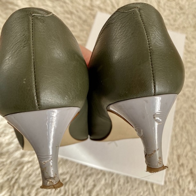 Odette e Odile(オデットエオディール)のOdette e Odile OID ディープVカット パンプス 23cm レディースの靴/シューズ(ハイヒール/パンプス)の商品写真