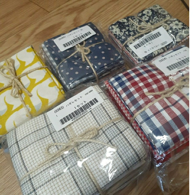 CHECK&STRIPE(チェックアンドストライプ)のcheck&stripe  カットクロス　ハギレせっと　春待ちBOX生地セット ハンドメイドの素材/材料(生地/糸)の商品写真