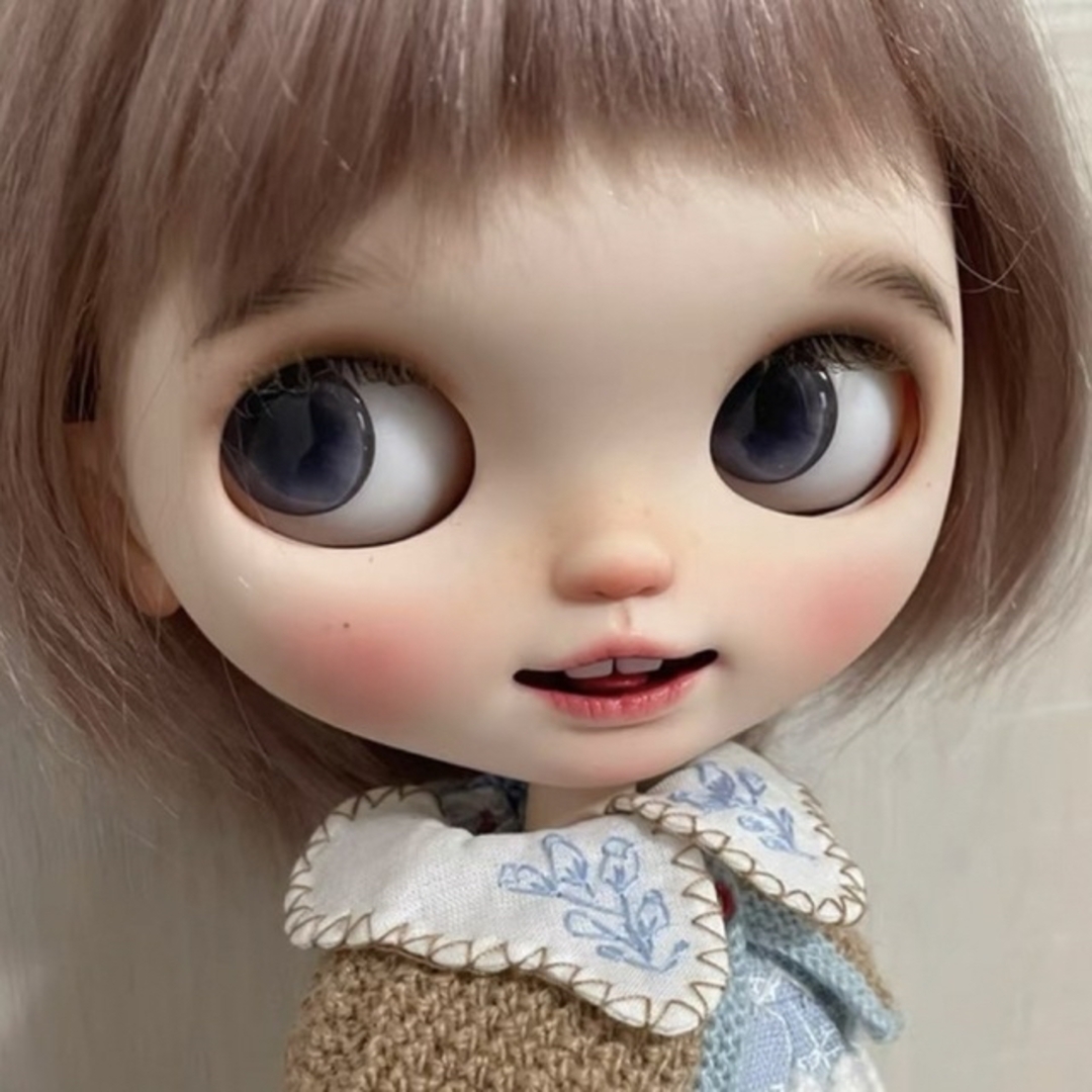 作家様カスタムブライス 人形 かわいい 幼い 元気 笑顔ちゃん 作家様カスタムブライス 人形 かわいい 幼い 元気 笑顔ちゃん