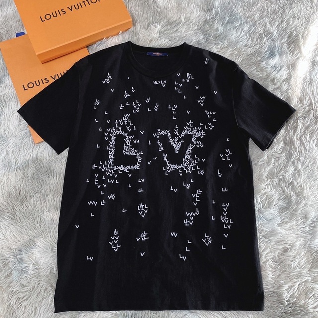 LOUIS VUITTON - ルイヴィトン Tシャツ 専用の通販 by アップル's shop ...