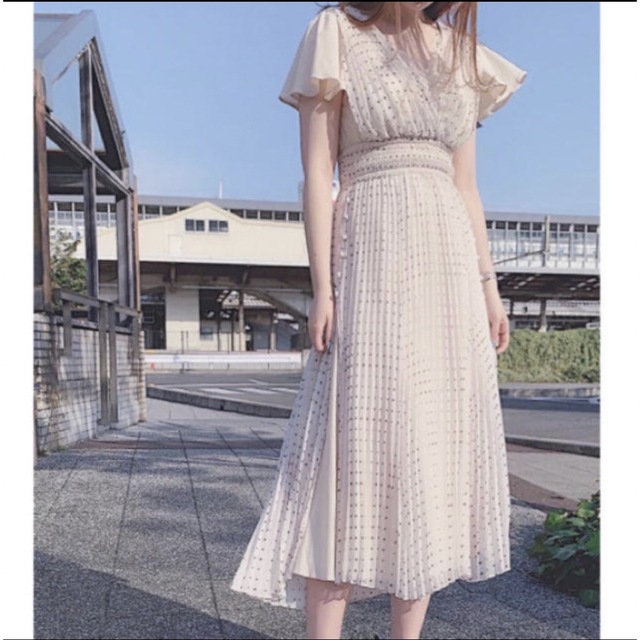 Snidel スナイデル ノースリドットプリーツレイヤードワンピース