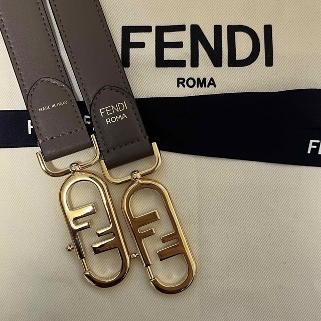 【日本数量限定！新品】FENDI ズッカ ストラップユー ストラップ ユー