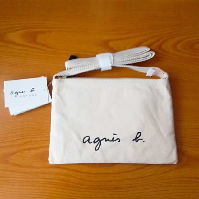 agnes b.(アニエスベー)のagnes b.　サコッシュ　ショルダーバッグ　オフホワイト レディースのバッグ(ショルダーバッグ)の商品写真