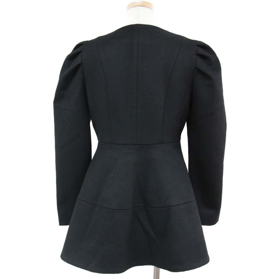 em. エムドット ジャケット ノーカラー アウター 23春夏 ブラック 黒 FREE 長袖 ペプラム パフスリーブ ウール Peplum Jacket スタイルアップ 大人 フェミニン ガーリー フォーマル オフィス 通勤 可愛い ブランド シンプル 無地【レディース】【美品】【K3668】