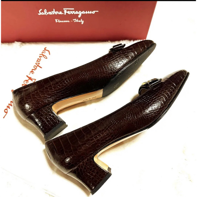 Salvatore Ferragamo(サルヴァトーレフェラガモ)の【超美品】フェラガモ  7D  パンプス　ローファー　革靴　24㎝ レディースの靴/シューズ(ローファー/革靴)の商品写真