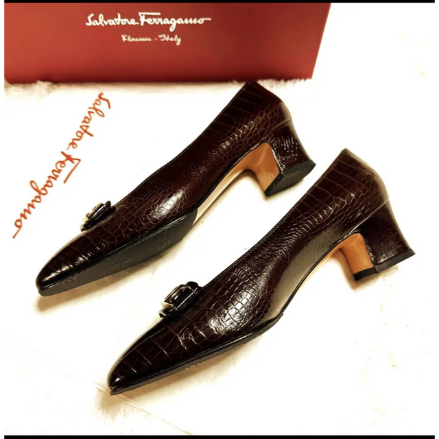 Salvatore Ferragamo(サルヴァトーレフェラガモ)の【超美品】フェラガモ  7D  パンプス　ローファー　革靴　24㎝ レディースの靴/シューズ(ローファー/革靴)の商品写真