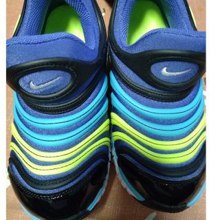 NIKE - ダイナモフリー19センチの通販 by ひさ's shop|ナイキならラクマ
