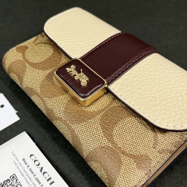 COACH - COACH ミディアム グレース シグネチャー 三つ折り財布 CC060 ...