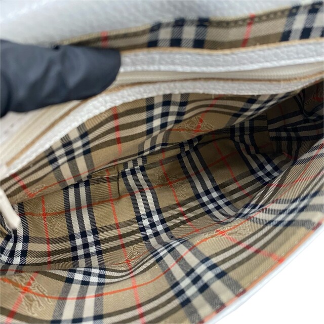 極 美品 BURBERRYS バーバリーズ ノバチェック ロゴ 型押し レザー 本