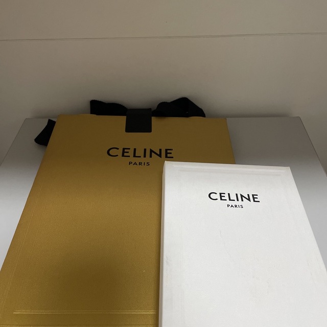 celine(セリーヌ)の[新品] CELINE セリーヌ カードホルダー トリオンフ ブラック 黒 レディースのファッション小物(パスケース/IDカードホルダー)の商品写真